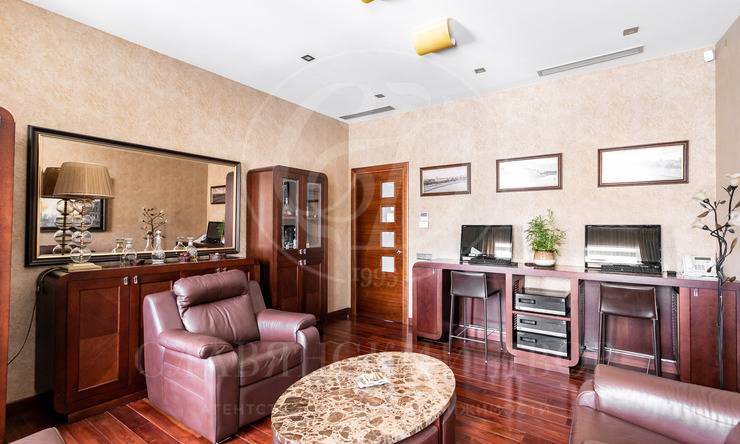 Лот-12561-310463 Продажа квартиры Остоженка