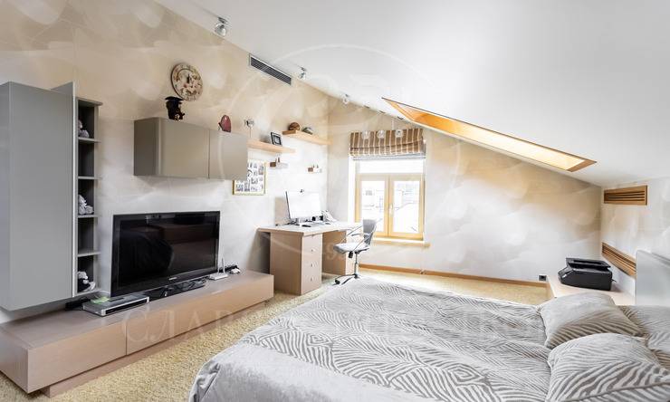 Лот-12561-310470 Продажа квартиры Остоженка