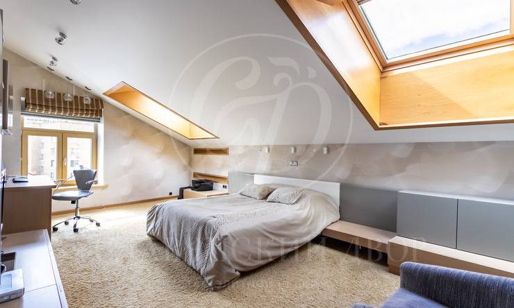 Лот-12561-310471 Продажа квартиры Остоженка