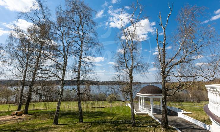 Лот-10270-311370 аренда дома Новорижское шоссе Рузское водохранилище