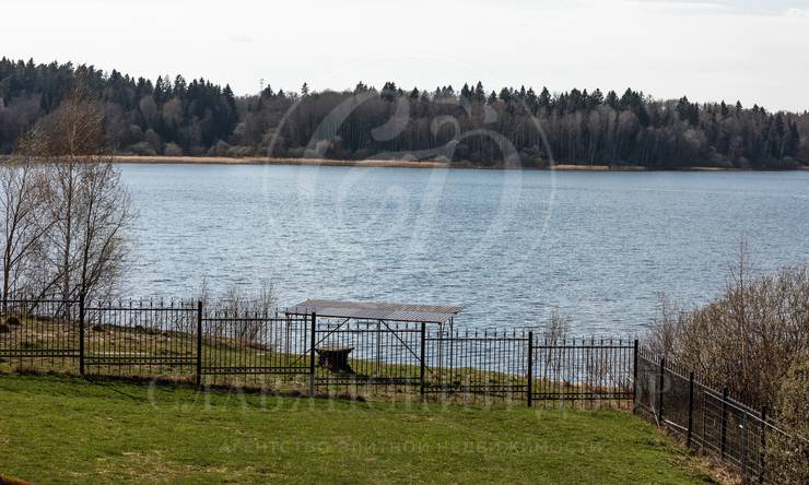 Лот-10270-311531 аренда дома Новорижское шоссе Рузское водохранилище