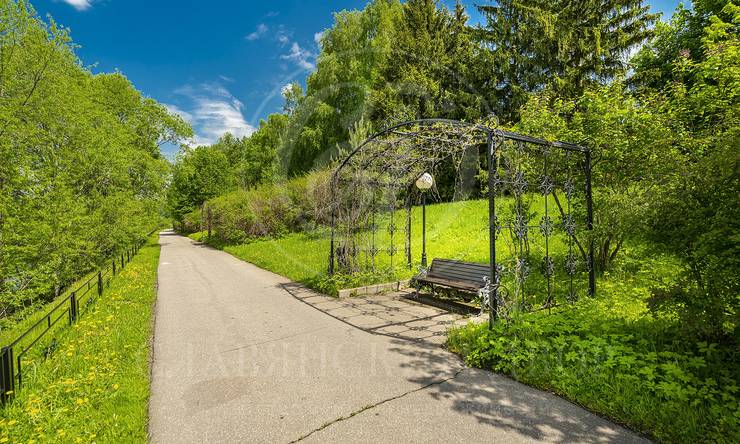 Лот-10421-314259 аренда дома Рублево-Успенское шоссе Петрово-Дальнее