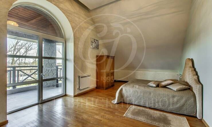 Лот-2940-314551 аренда дома Рублево-Успенское шоссе Жуковка Лес