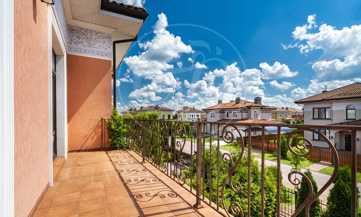 Лот-10413-315679 продажа дома Рублево-Успенское шоссе Европа