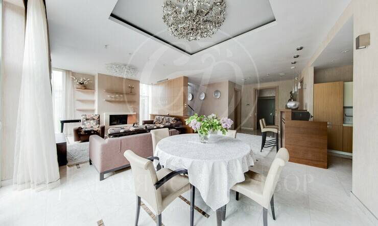 Лот-10467-316604 продажа дома Киевское шоссе Зимний сад 