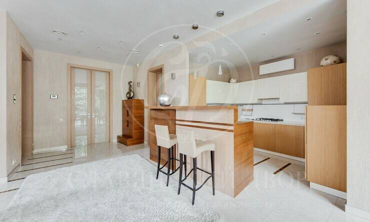 Лот-10467-316606 продажа дома Киевское шоссе Зимний сад 