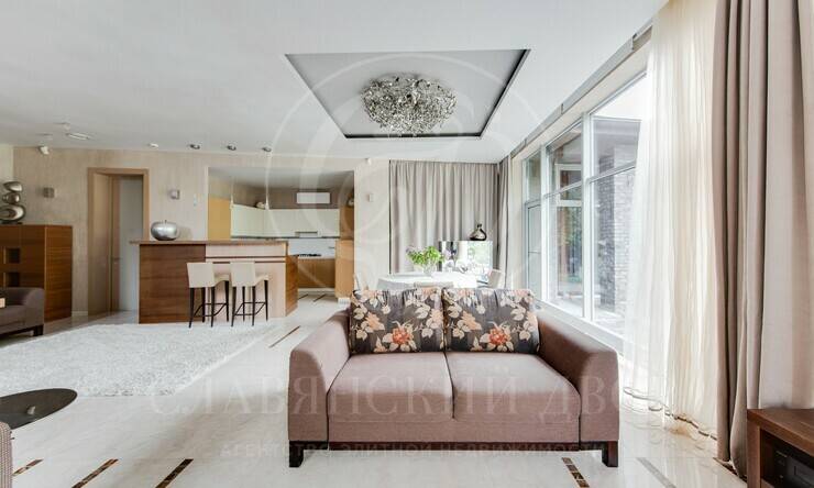 Лот-10467-316611 продажа дома Киевское шоссе Зимний сад 