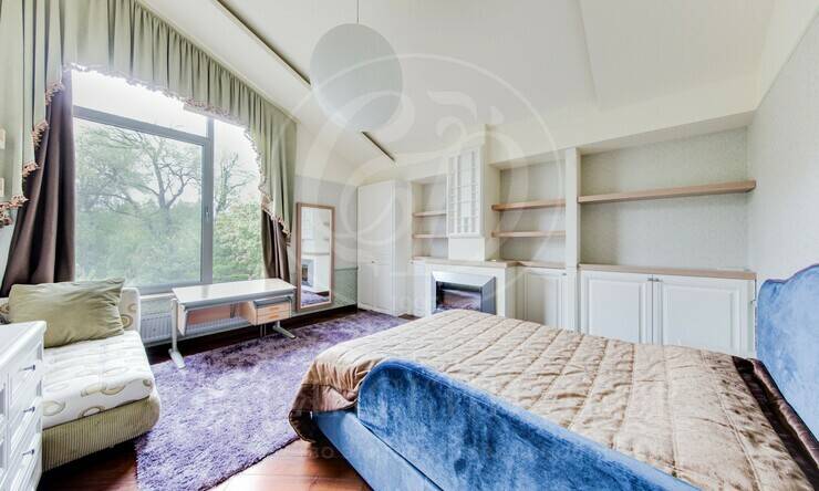 Лот-10467-316612 продажа дома Киевское шоссе Зимний сад 