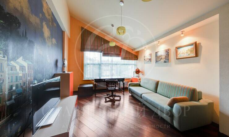 Лот-10467-316616 продажа дома Киевское шоссе Зимний сад 