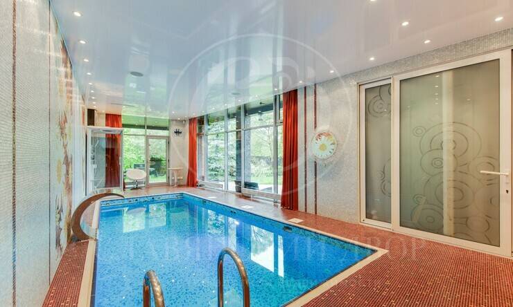 Лот-10467-316621 продажа дома Киевское шоссе Зимний сад 