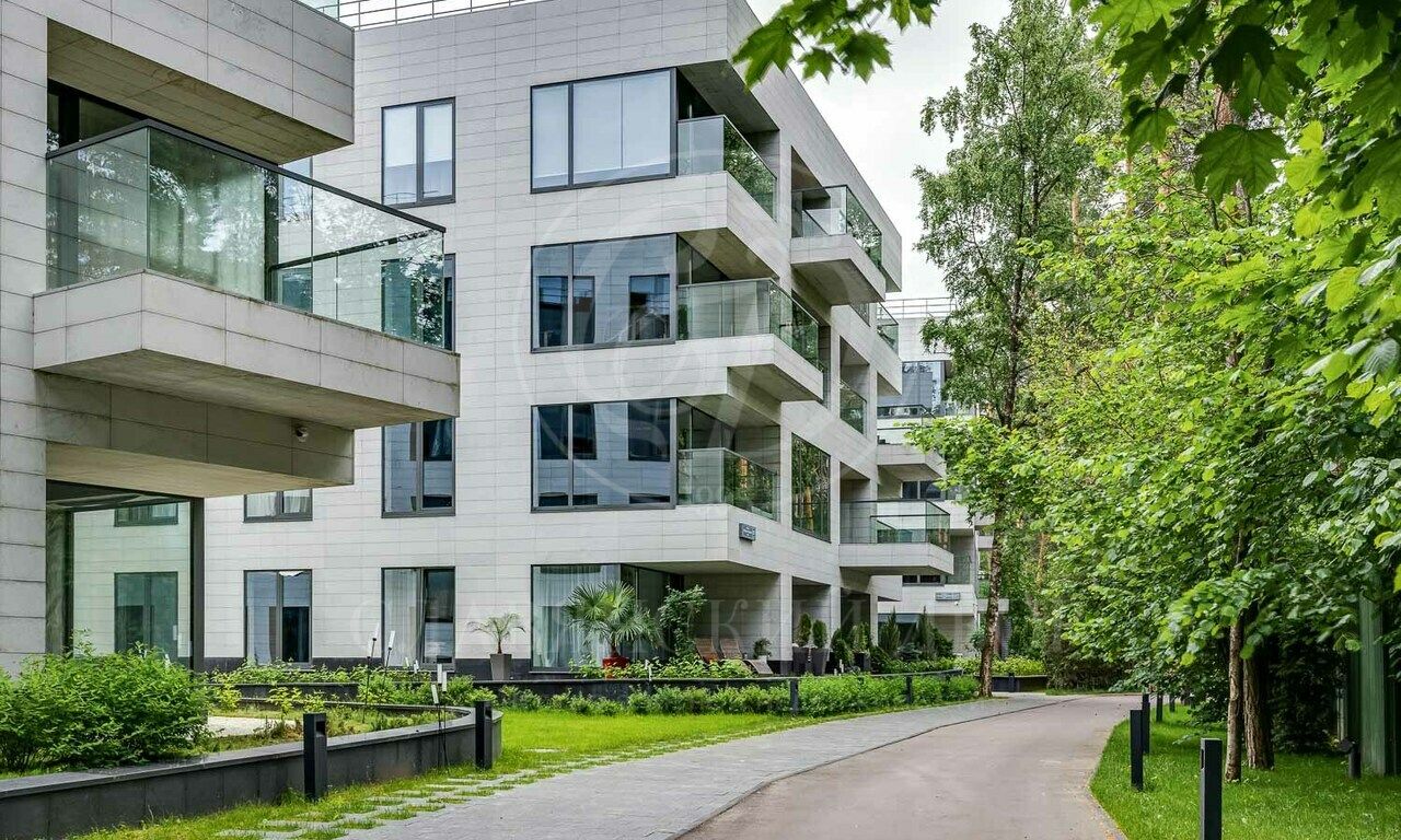 На продажу квартира в поселке Level Barvikha Residence