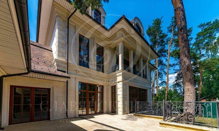 Лот-10522-319198 продажа дома Рублево-Успенское шоссе Жуковка