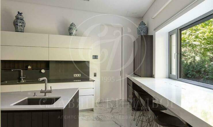 Лот-12649-321350 Продажа квартиры Серебряный Бор