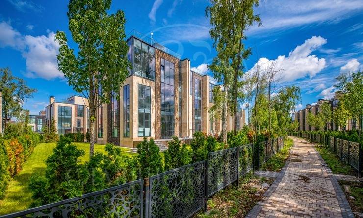 Лот-10551-321736 продажа дома Новорижское шоссе Парк Фонте