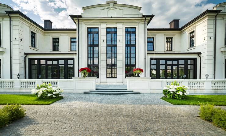 Великолепный особняк в современной классике в Парк Вилль