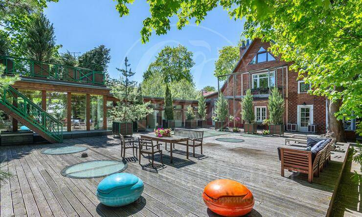 Лот-10565-322411 продажа дома Москва Художников поселок