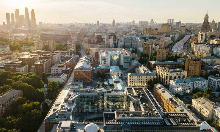 продажа  ЦАО Парк Культуры Зубовская ул.