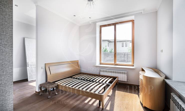 Лот-10592-325159 продажа дома Рублево-Успенское шоссе Шато Соверен (Chateau Souverain)