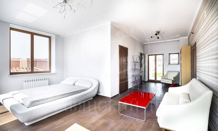 Лот-10592-325172 продажа дома Рублево-Успенское шоссе Шато Соверен (Chateau Souverain)