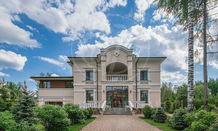 Лот-10616-326216 продажа дома 2-е Успенское шоссе Ричмонд