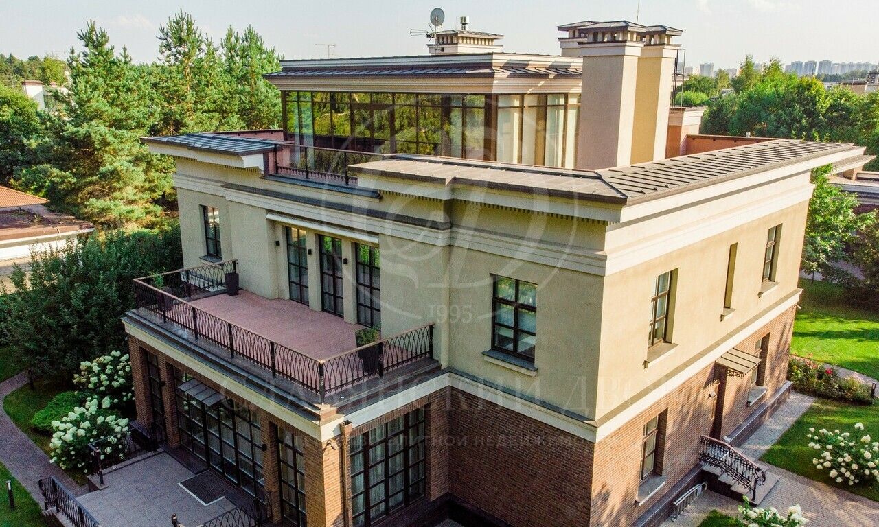 В аренду дом в поселке Стольное