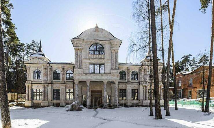 Лот-10636-327118 продажа дома 1-е Успенское шоссе Дипломат