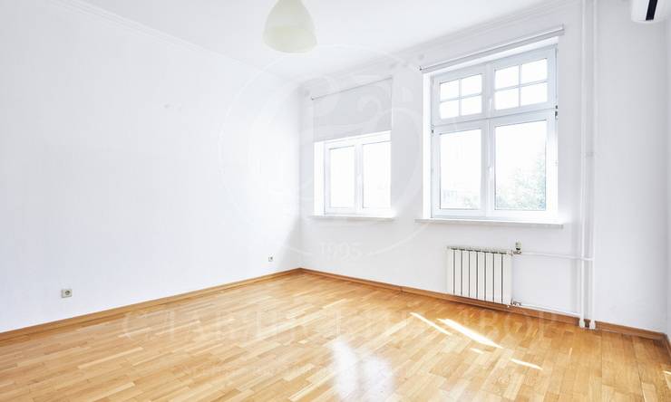 Лот-8221-328005 Продажа квартиры Тверской