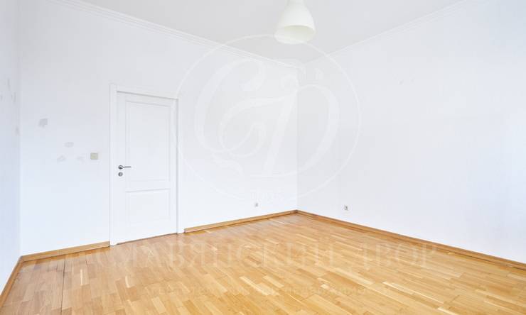 Лот-8221-328006 Продажа квартиры Тверской