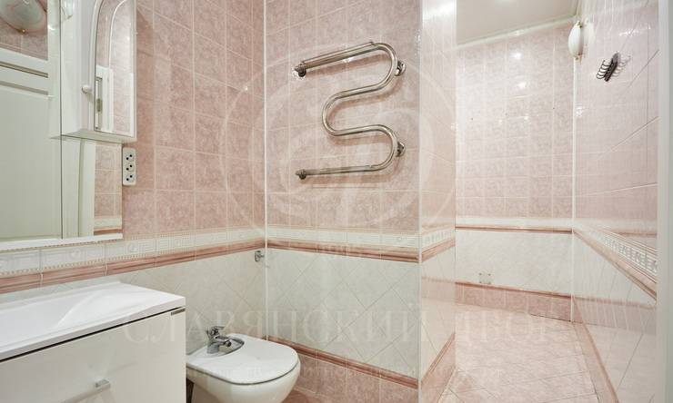 Лот-8221-328017 Продажа квартиры Тверской