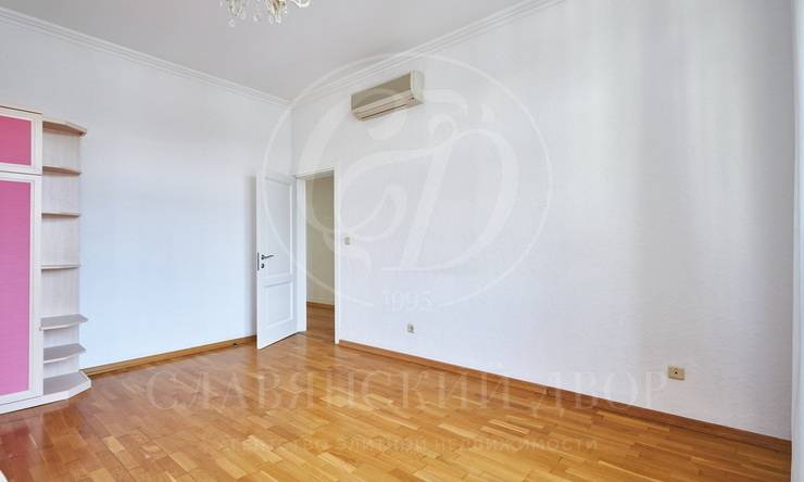 Лот-8221-328036 Продажа квартиры Тверской