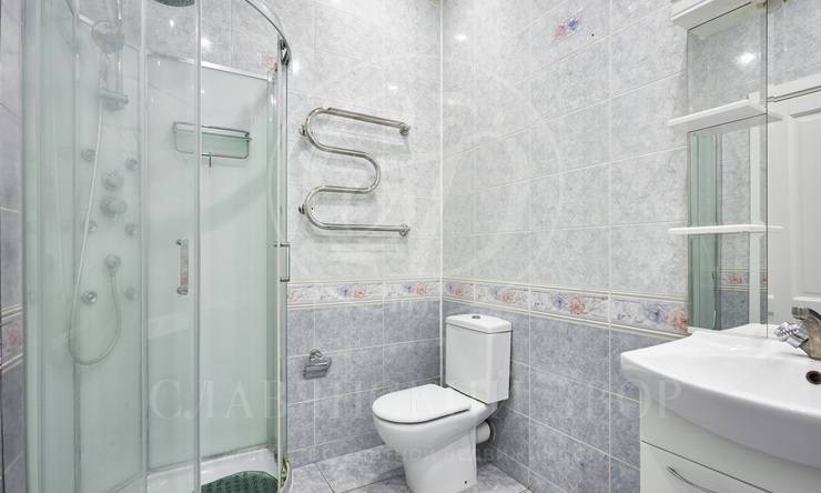 Лот-8221-328043 Продажа квартиры Тверской