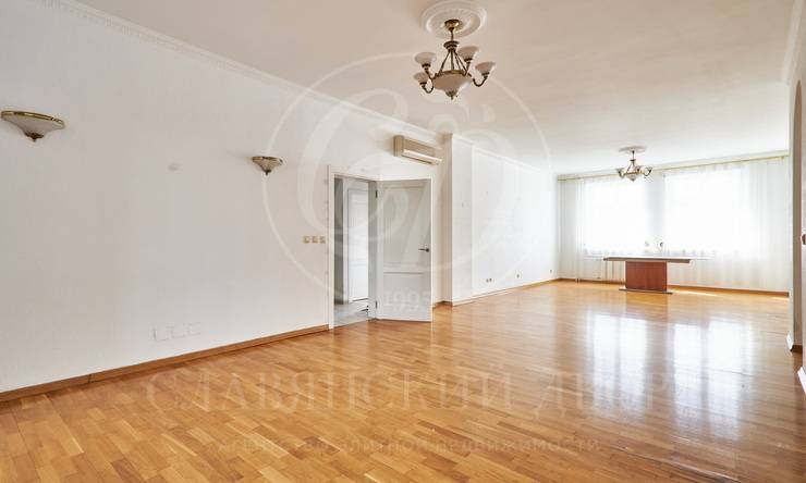 Лот-8221-328046 Продажа квартиры Тверской