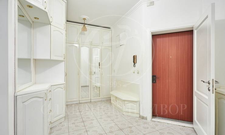 Лот-8221-328055 Продажа квартиры Тверской