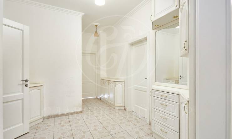 Лот-8221-328056 Продажа квартиры Тверской