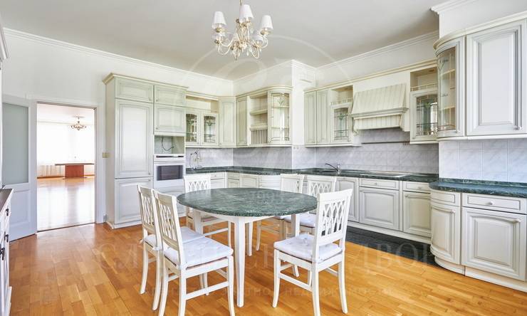 Лот-8221-328058 Продажа квартиры Тверской