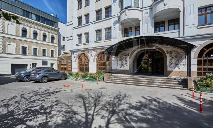 Лот-8221-328077 Продажа квартиры Тверской