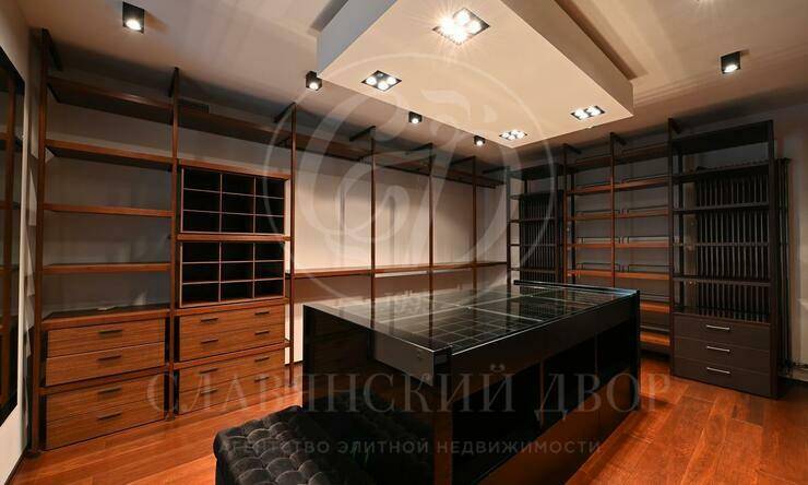 Лот-10696-329591 продажа дома Новорижское шоссе Бенилюкс