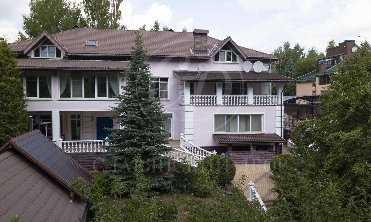 На продажу дом в поселке Таганьково