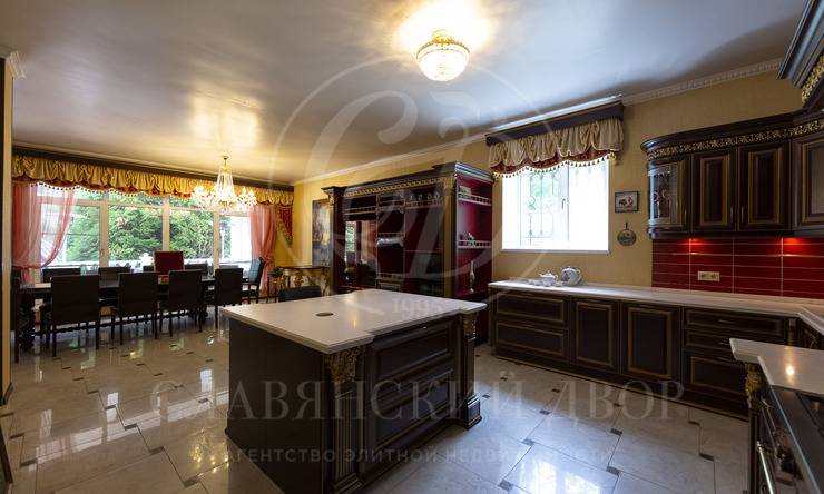 Лот-10709-330383 продажа дома 2-е Успенское шоссе Таганьково