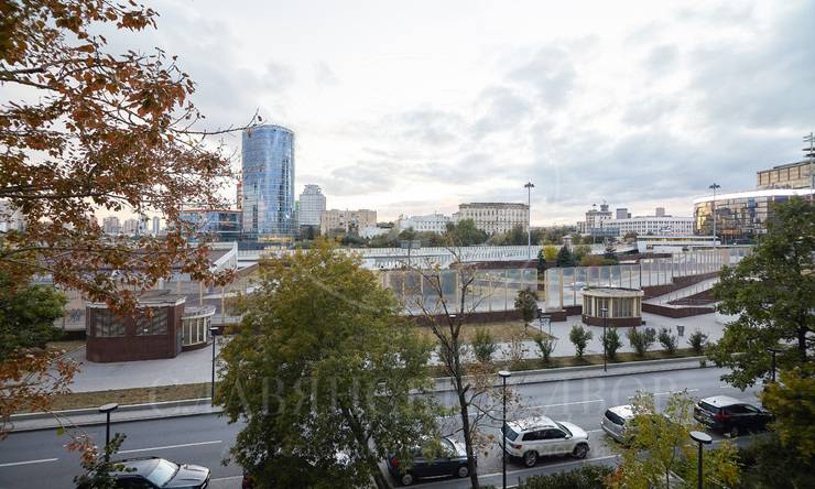 Лот-12731-330661 Продажа квартиры Кутузовский проспект