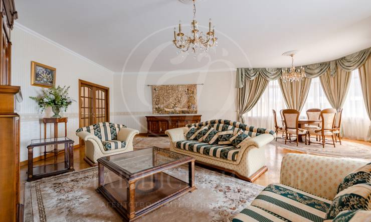 Лот-12734-331015 Продажа квартиры Университет