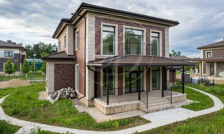 Лот-8988-333271 продажа дома Рублево-Успенское шоссе Петрово-Дальнее