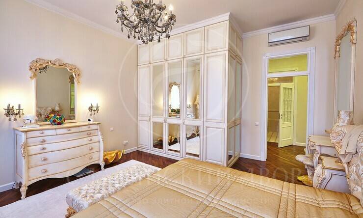 Лот-12761-334950 Продажа квартиры Тверской