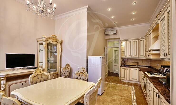 Лот-12761-334958 Продажа квартиры Тверской