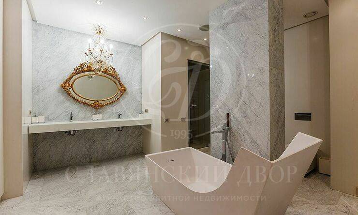 Лот-8583-337249 продажа дома Рублево-Успенское шоссе Жуковка Шале