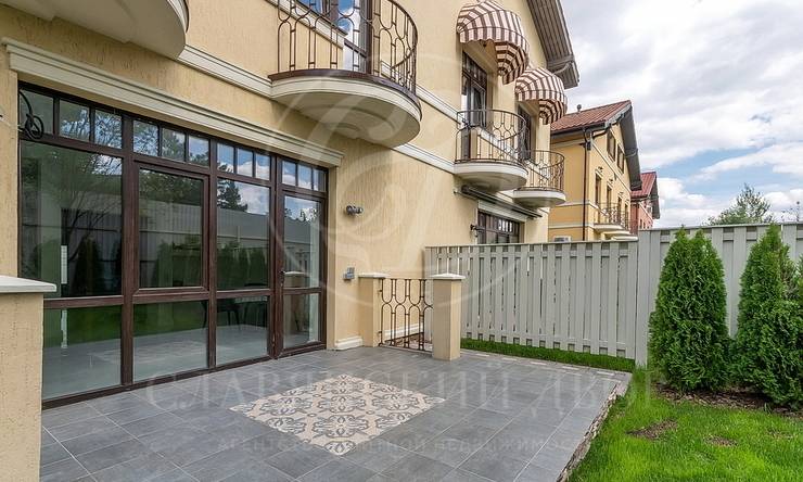 Лот-10833-337578 продажа дома Новорижское шоссе Маленькая Италия