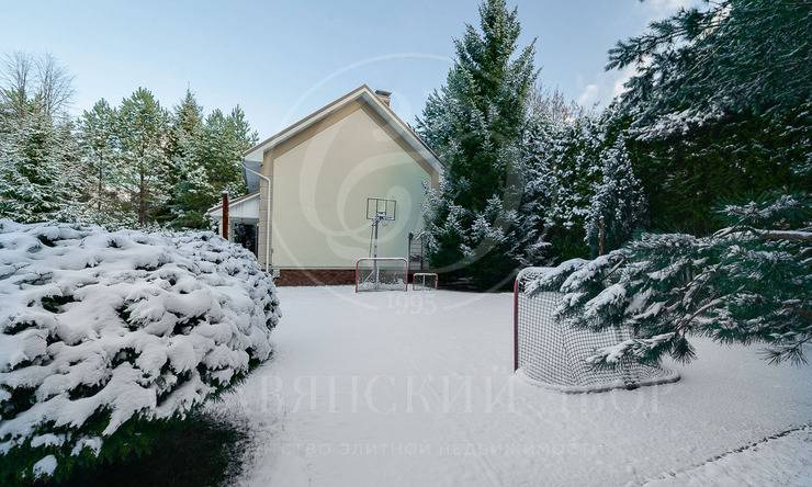 Лот-10866-339874 аренда дома Новорижское шоссе Бенилюкс