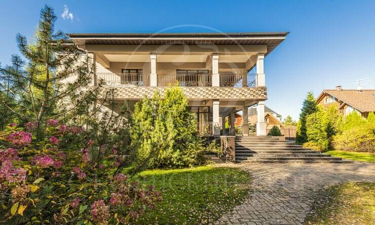 Лот-10921-342673 продажа дома Новорижское шоссе Белая гора