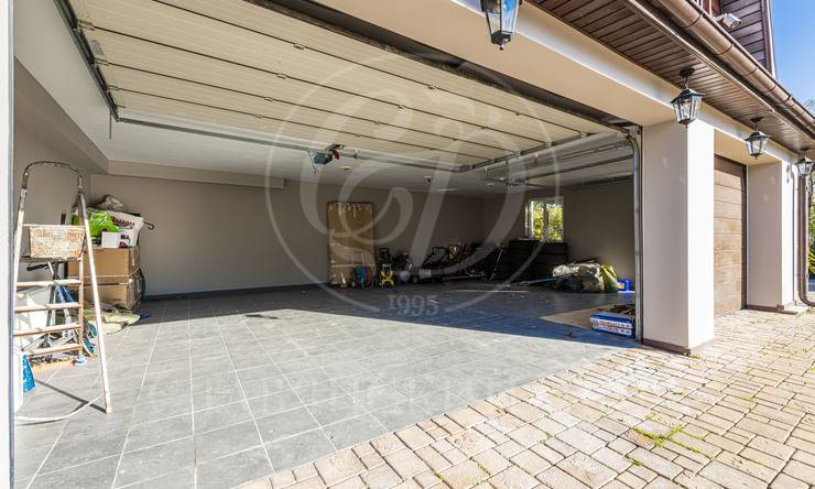 Лот-10921-342680 продажа дома Новорижское шоссе Белая гора