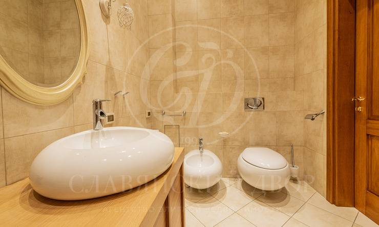 Лот-10921-342682 продажа дома Новорижское шоссе Белая гора